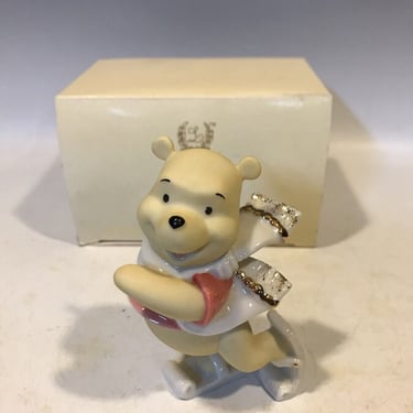 Winnie the Pooh's Ice Skating Adventure Disney Showcase Collection Lenox figurine, Disney lover gifts, Winnie the Poo collections 