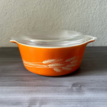 Vintage Pyrex Autumn Harvest 472-b, Pyrex Autumn Wheat Dish with Lid Cover, Round Casserole Dish, Fall, Orange 