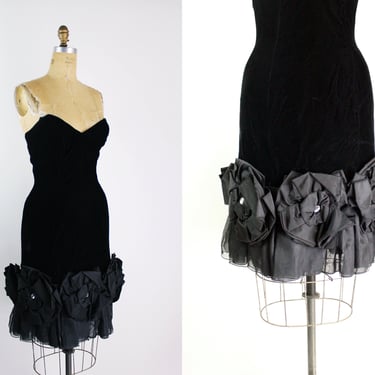 80s Tadashi Black Cocktail Dress / Black Velvet Party Dress / 80s Prom Dress / LBD / Strapless Dress / Size S/M 
