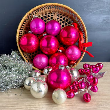 Pink and silver Christmas balls, garland, berries, incl Shiny Brite - set of 18 - vintage 50s 60s 