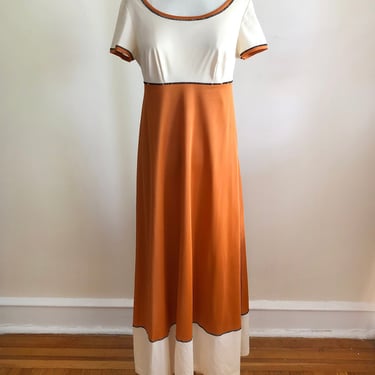Short-Sleeved Orange and Cream Colorblock Maxi Dress with Stitching Details - 1970s 