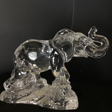 Crystal Elephant Paperweight (Seattle)