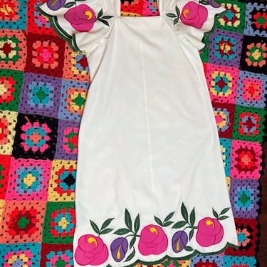 Vtg embroidered dress by Jesus A Diaz 