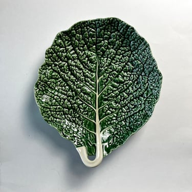 Large Vintage Cabbageware Serving Platter | Bordallo Pinneiro Portugal | Green Majolica Serving Tray | Ceramic Platter 