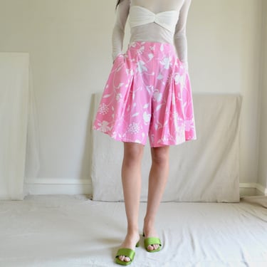 pink floral pleated long line cotton shorts / 26w+ 