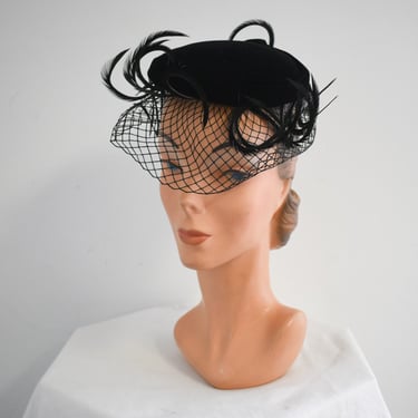 1950s Black Velvet Hat with Netting and Curled Feathers 