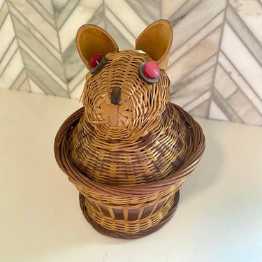 Vintage Wicker Cat-shaped Nesting Basket, 70s Retro Kitsch Decor, Sewing Woven Basket with Lid, Button Eyes, Leather Ears 