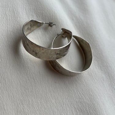 hammered silver wide hoops E344