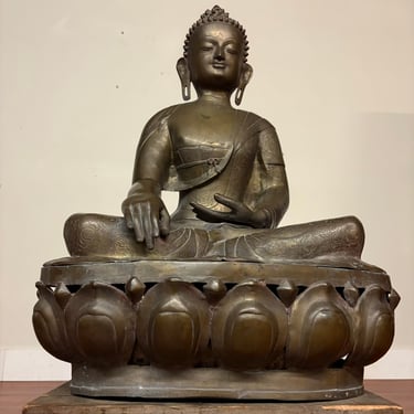 Large Nepalese Bronze Seated Buddha Sculpture $1995
