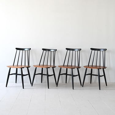 Set of 4 Fanett Chairs by Ilmari Tapiovaara, Teak and Black Details, 1960s Scandinavian Design 