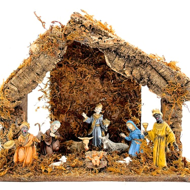 VINTAGE: Italian Nativity Scene - Wood Barn, Natural Bark and Moss Stable - Made in Italy - SKU 