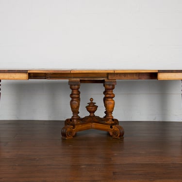Late 19th Century French Napoleon III Style Extendable Walnut Dining Table 