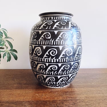 Vintage Mexican Pottery Vase, Signed Morales tz Michoacán Mexico 