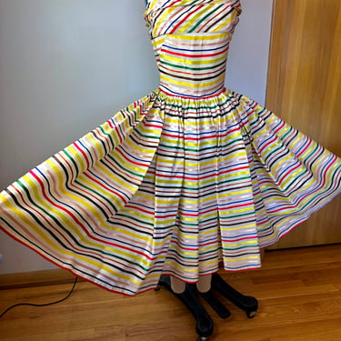 fabulous 50’s Striped Strapless fit &  flare party dress shiny satin Show stopper XSM 25” waist 