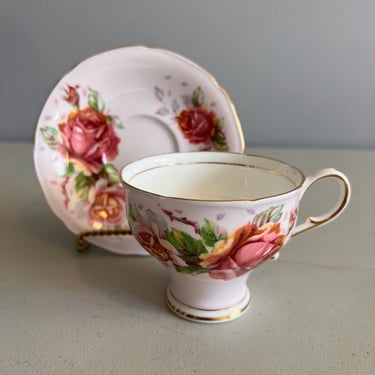 Vintage Paragon Bone China Tea Cup and Saucer Pink with Roses and Gold Trim 