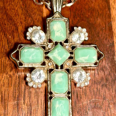 Vintage Cross Pendant Necklace Rhinestone Green Plastic Stones Retro Fashion Jewelry 