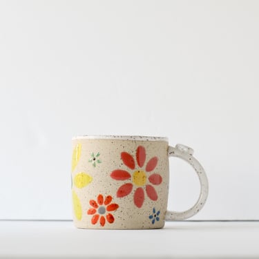 Daisy Flowers Mug - Handmade Ceramic Mug, Floral Coffee Mug, Hand Painted Mug Pottery, Hand Painted Ceramics 