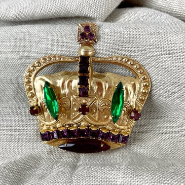 Sadie Green royal crown in brooch - 1970s vintage 