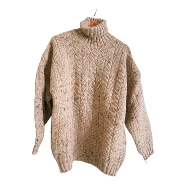 Vintage 80s warm ragg wool turtleneck slouchy sweater in oatmeal fishermans knit. A cosy winter jumper in boxy unisex style 