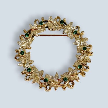 VINTAGE 50s Wreath Brooch by Gerry's Gold with Green Rhinestones | 1950s MCM Jewelry Pin | Gifting Idea VFG 