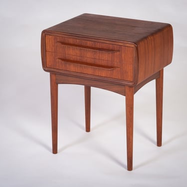 Bedside Table in Teak by Johannes Andersen for CFC Silkeborg, 1960s 