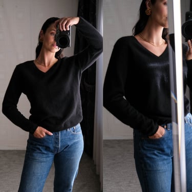 Vintage 90s BLOOMINGDALES Sutton Studio Black V-Neck Butter Soft Cashmere Sweater | 100% Cashmere | 1990s BLOOMINGDALES Designer Sweater 