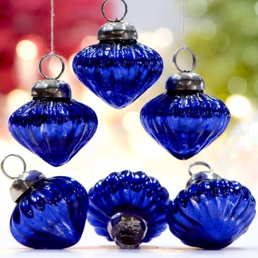 VINTAGE: 5pcs - Small Thick Mercury Glass Ornaments - Mid Weight Kugel Style Ornaments - Unique Find - SKU 