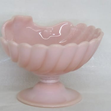 Cambridge Footed Pink Milk Glass Seashell Candy Dish Compote Bowl 2928B