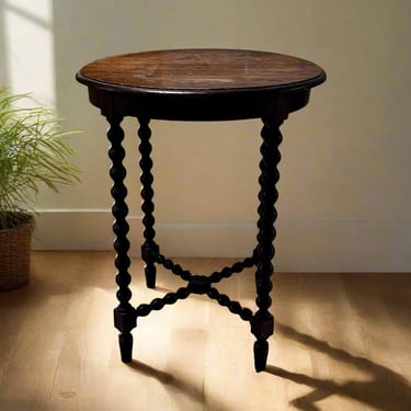 Antique Round Side\End Table MF269-3