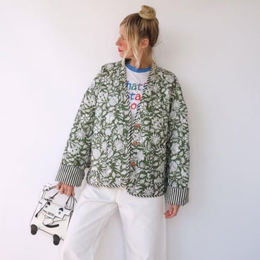 Vintage Floral Quilted Jacket | Oversized Quilt Liner Striped Reverse Coat Oversized  | Unisex Round Quilted Puffer Coat Bomber | M 