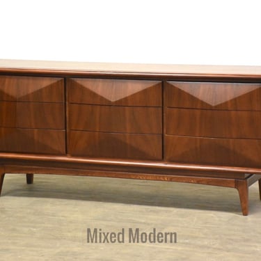 Diamond Front Dresser by United Furniture 