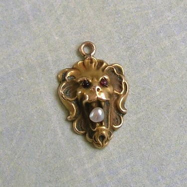 Antique 10K Yellow Gold Lion Pendant with Pearl, Small Antique Lion Pendant with Garnets, 10K Gold Lion Pendant, Gift For Her (#4329) 