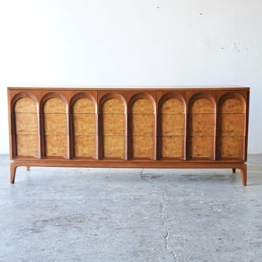 Mid Century  Thomasville Sculptural Dresser Walnut & Olive Burl 