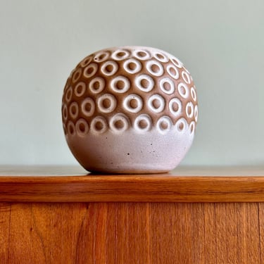 1970s polka dot planter by David Stewart, Lions Valley Stoneware / midcentury California pottery 