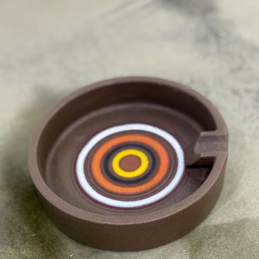 Vintage mid century modern decorative ceramic  countertop object designed in italy for rosendthal netter 