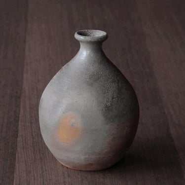 Vintage Bizen Sake Bottle | Unglazed Japanese Pottery 905 