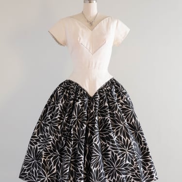 Fabulous Early 1950's Pointsettia Party Dress / Small