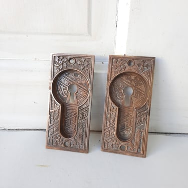 Eastlake Bronze Pair of Pocket Door Pulls, Pocket Door Handles, Pocket Door Hardware Recessed Handle Inset Handle Recessed Pulls 111801 