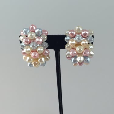 Pastel Champagne Baubles - Vintage 1950s Tonal Pastel Pearls Large Clip on Earrings 