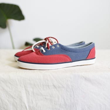 Liz Claiborne Red and Blue Lace up Shoes - 9.5 