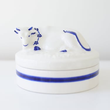 Floral Blue and White Cow Lidded Vessel 