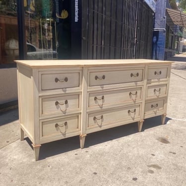 Romanticizing Across the Pond | Traditional 9-drawer Europa Dresser by Drexel