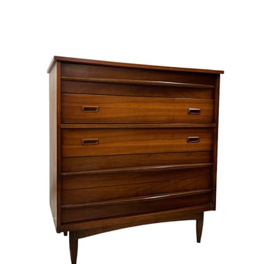 Free Shipping Within Continental US - Vintage Mid Century Modern Highboy Dresser with Dovetail Drawers 