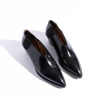 JIL SANDER Black Pointed Vamp Shoes (Sz. 40)