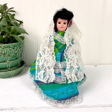 Chiquita Trinkets doll with sleep eyes - vintage 1960s doll 