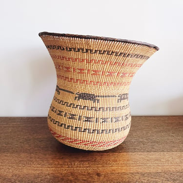 Vintage Yekuana Palm Coil Handwoven Basket 