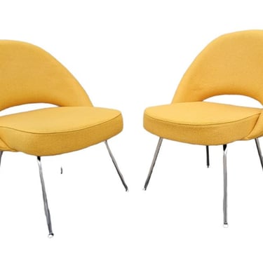 Vintage Mid Century Modern Eero Saarinen Executive Side Chairs - Pair
