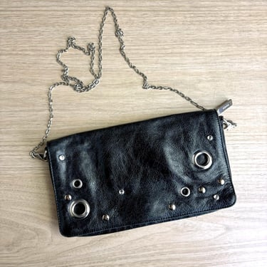 Hobo International handbag - black leather with chain handle - 1980s vintage 