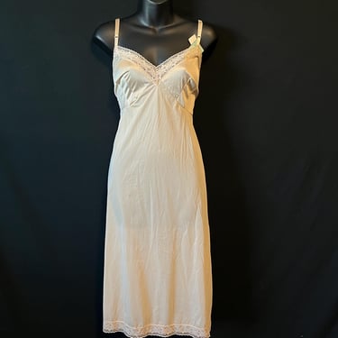 vintage champagne lace slip Vanity Fair plus size floral full slip lingerie 42 