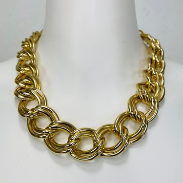 Vintage 1980s  Large Gold Chain Necklace With Double Links 